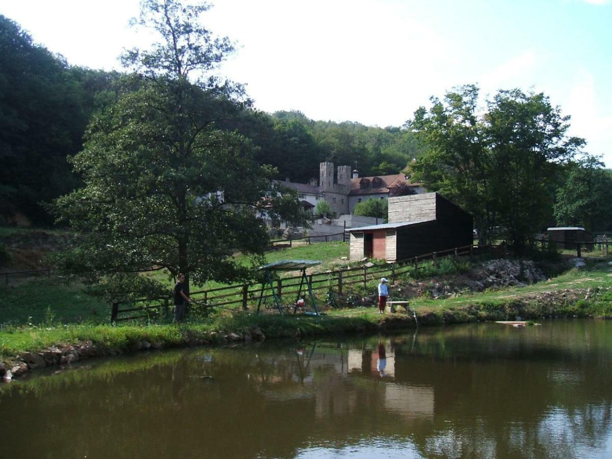 Domaine Du Bas De Chene Villa Saint-Sernin-du-Bois Exteriör bild